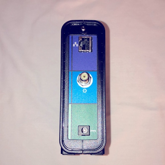 Motorola SURFboard Extreme Cable Modem (SB6121) - Picture 9 of 13